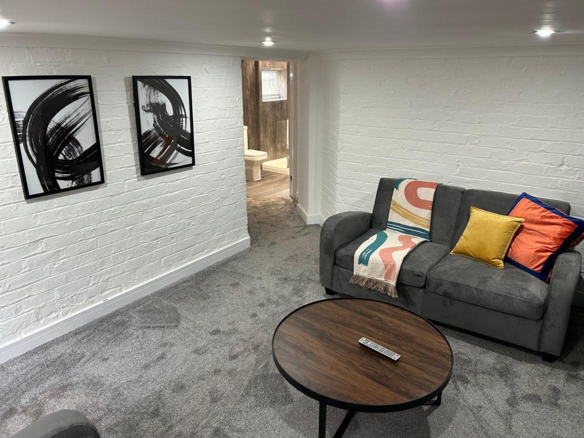 Ferienwohnung Airport Hideaway Manchester Exterior foto